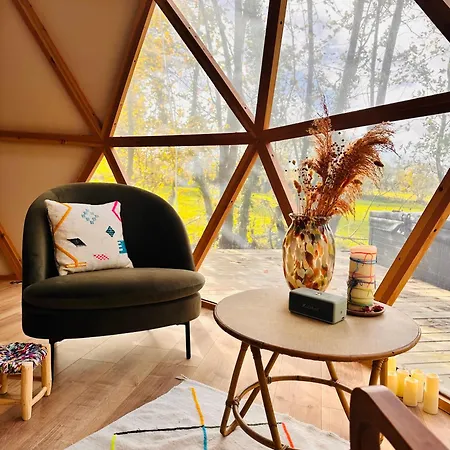 La Bulle D'ostara Casa di campagna Saint-Georges-Montcocq