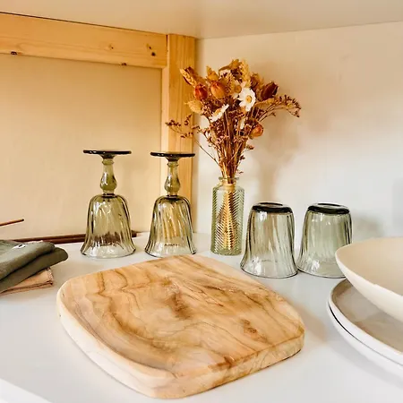 La Bulle D'ostara * Saint-Georges-Montcocq