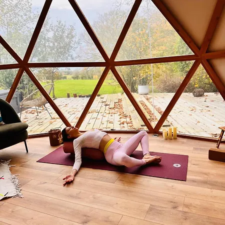 La Bulle D'ostara Casa di campagna Saint-Georges-Montcocq