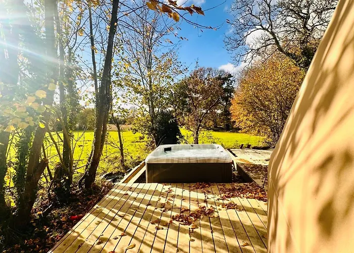 La Bulle D'ostara Saint-Georges-Montcocq